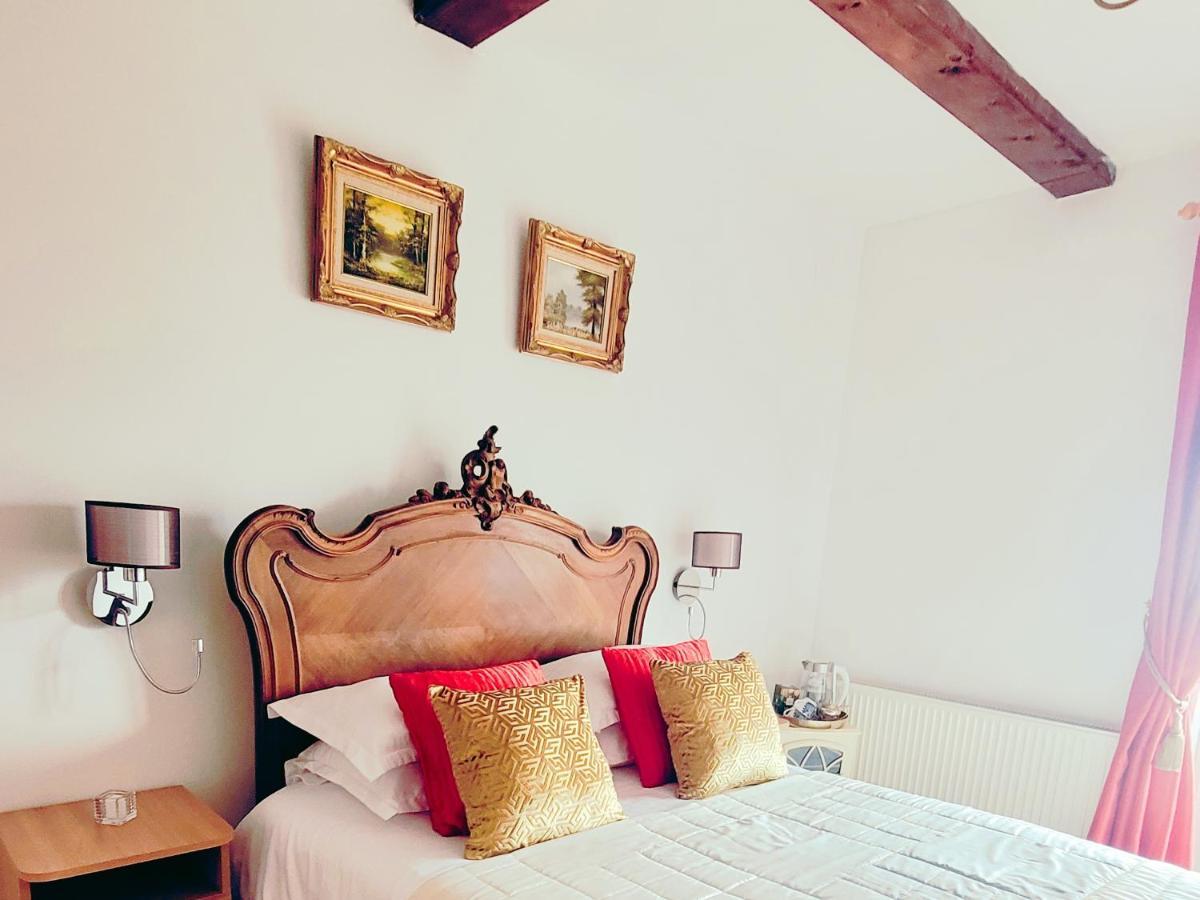 Carpathia Magic -Adults Only Villa Peștera Bagian luar foto
