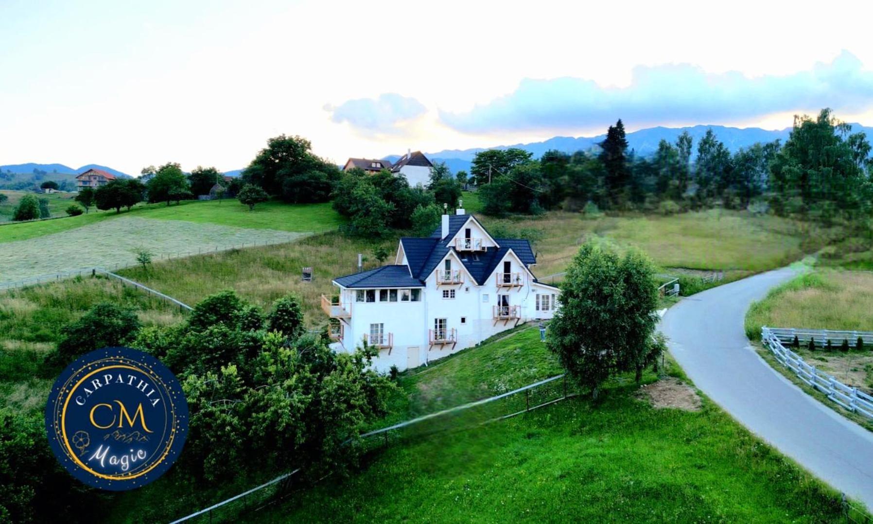 Carpathia Magic -Adults Only Villa Peștera Bagian luar foto