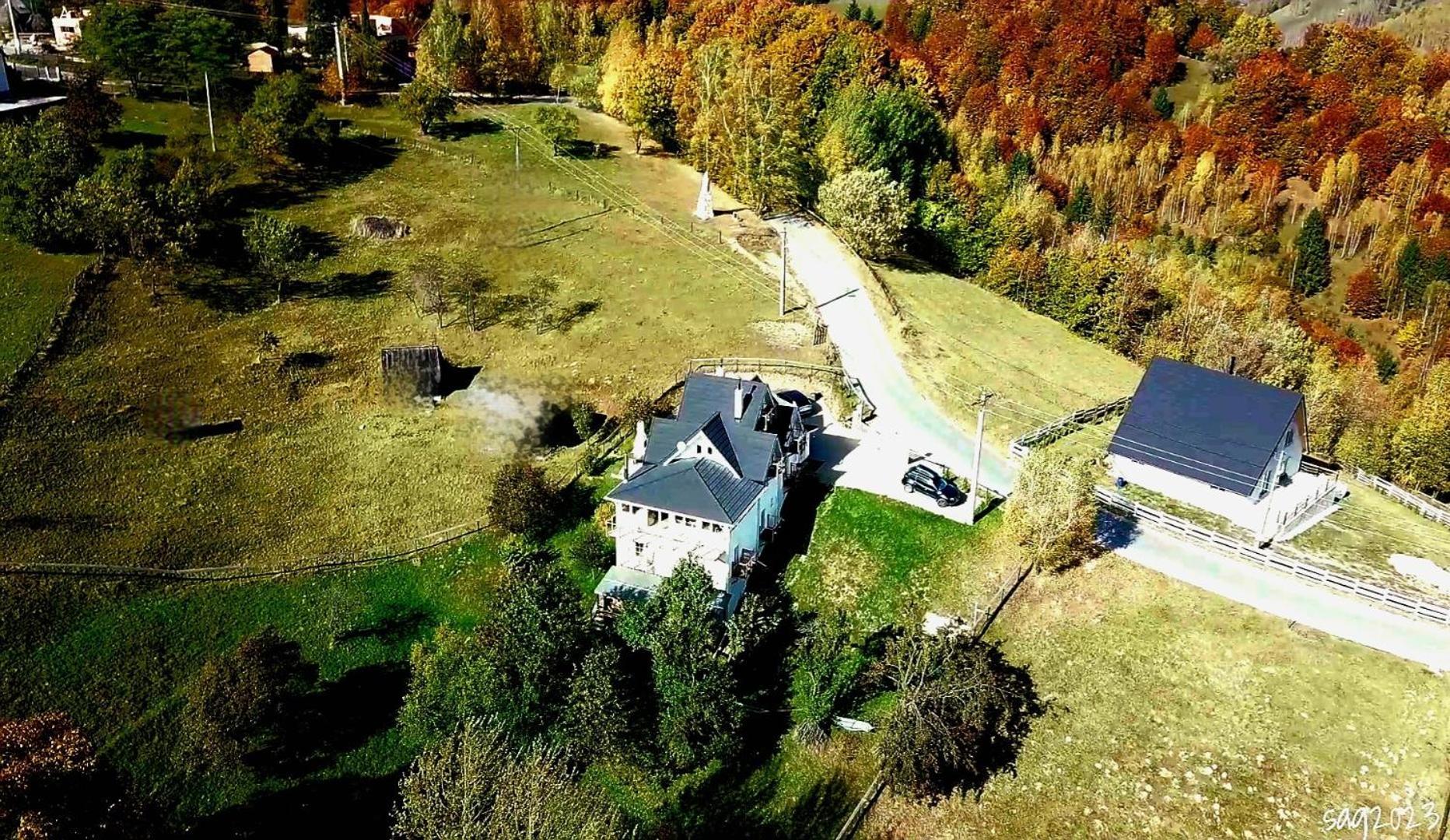Carpathia Magic -Adults Only Villa Peștera Bagian luar foto