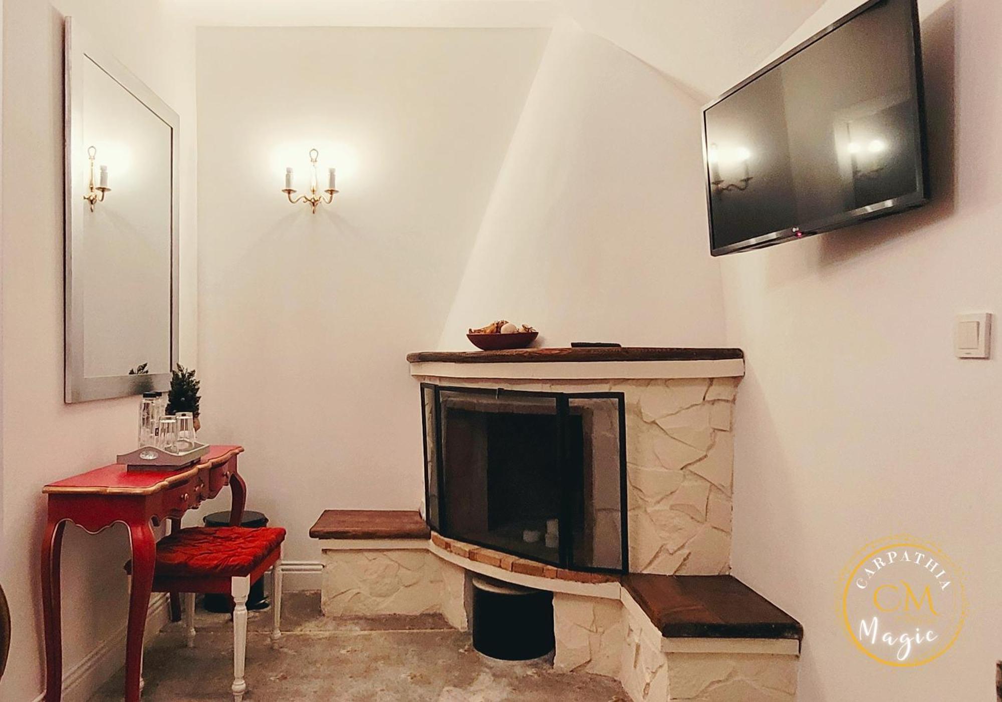 Carpathia Magic -Adults Only Villa Peștera Bagian luar foto